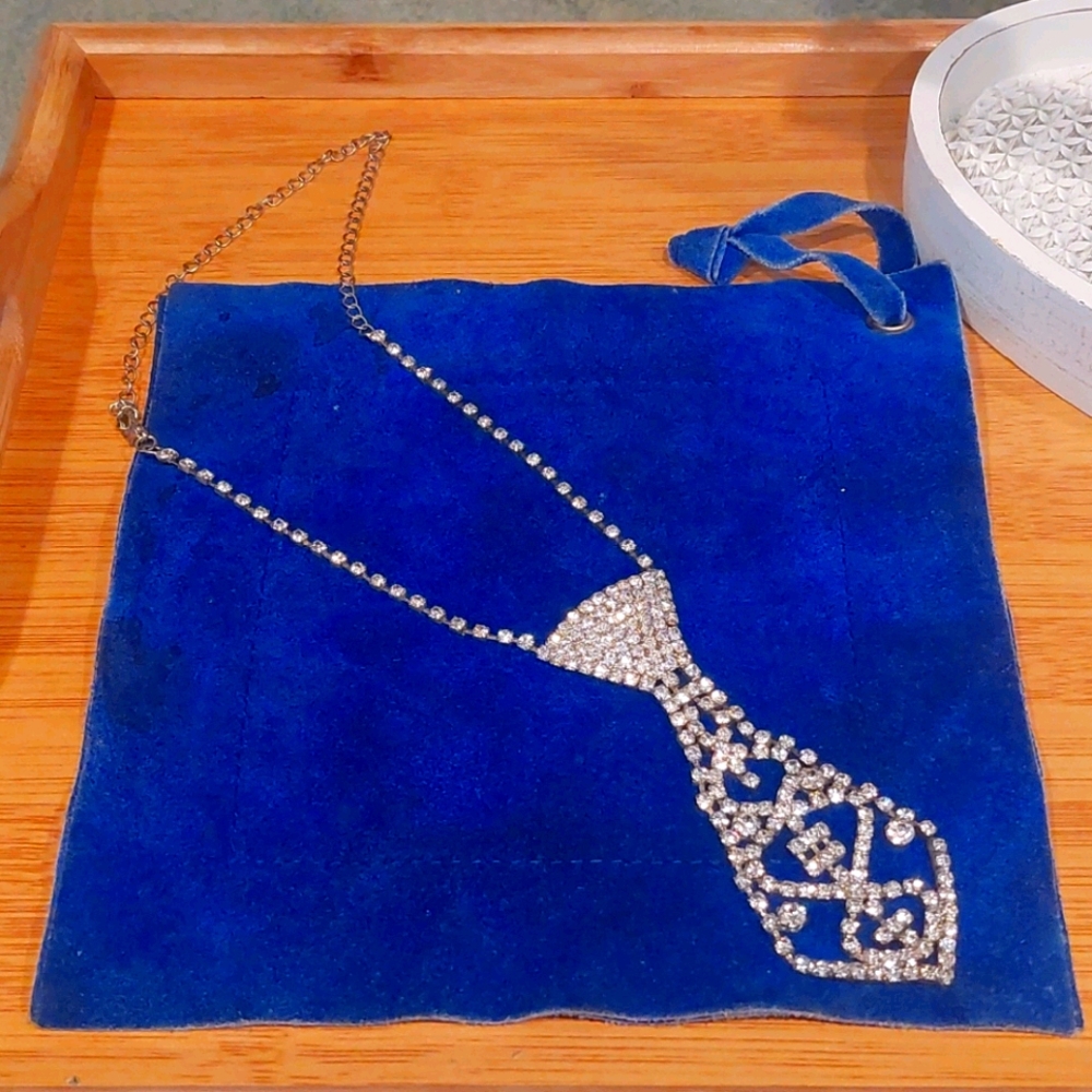 Bling necktie necklace